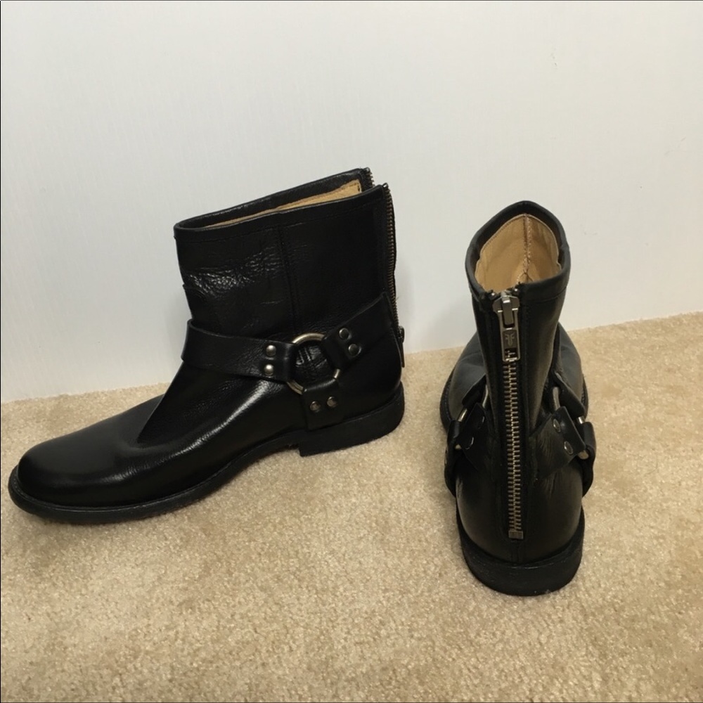 Frye boots size 7 new